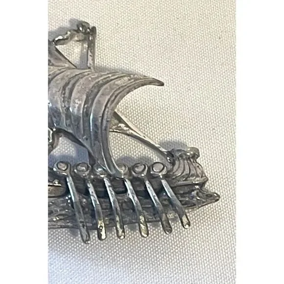 Thief of Bagdad collectable pin Ship 1940 great Korda - Picture 3 of 7